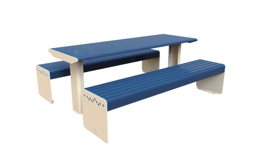 Hyve Table Setting 2