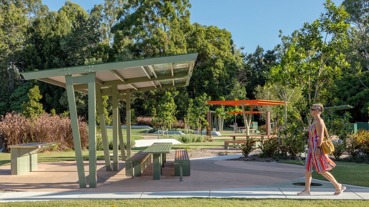 PI Riverside Cantilever Shelter 004