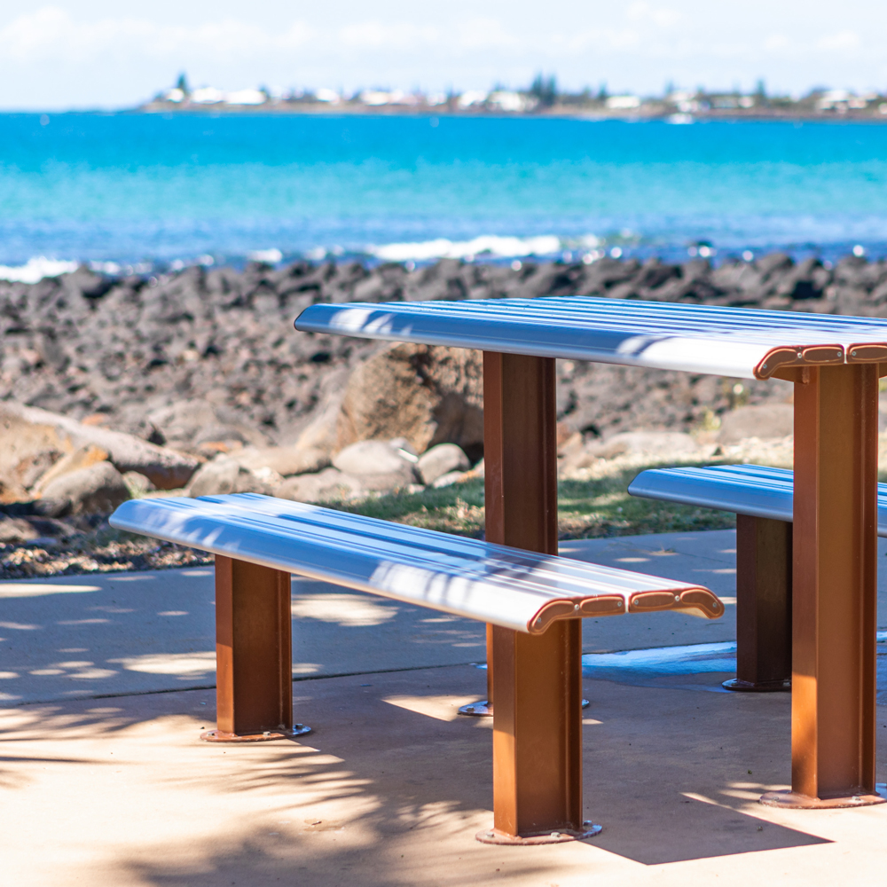 PI-Atessa-Bench-Seat-001