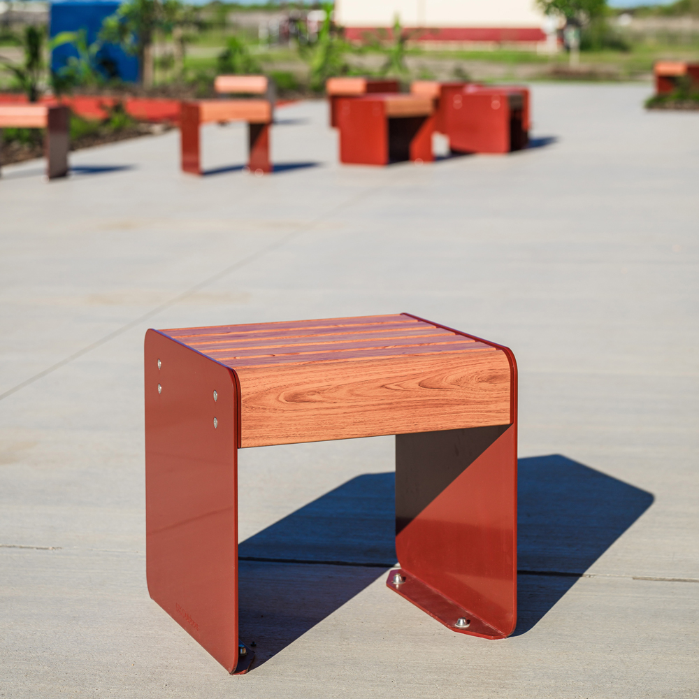 PI-Hyve-Bench-Seat-003