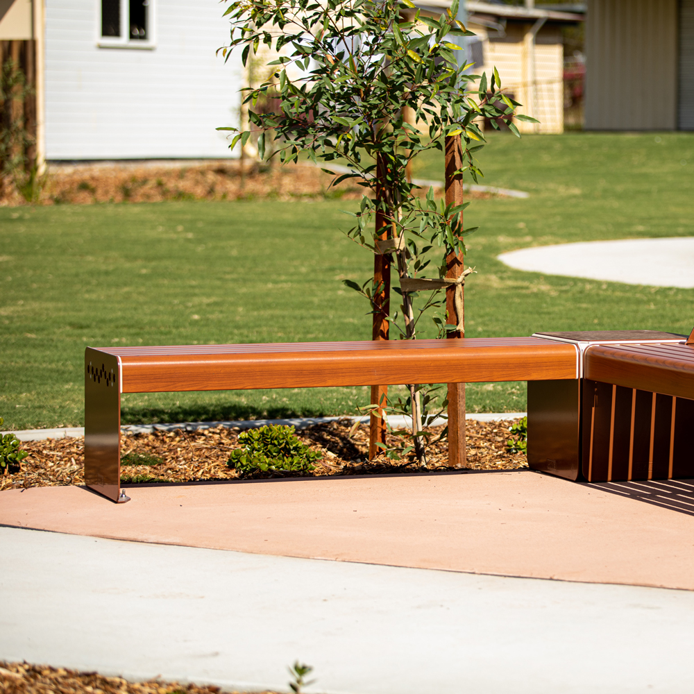 PI-Hyve-Bench-Seat-009