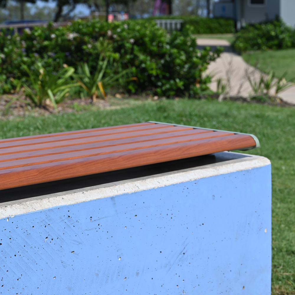PI-Moda-Bench-005