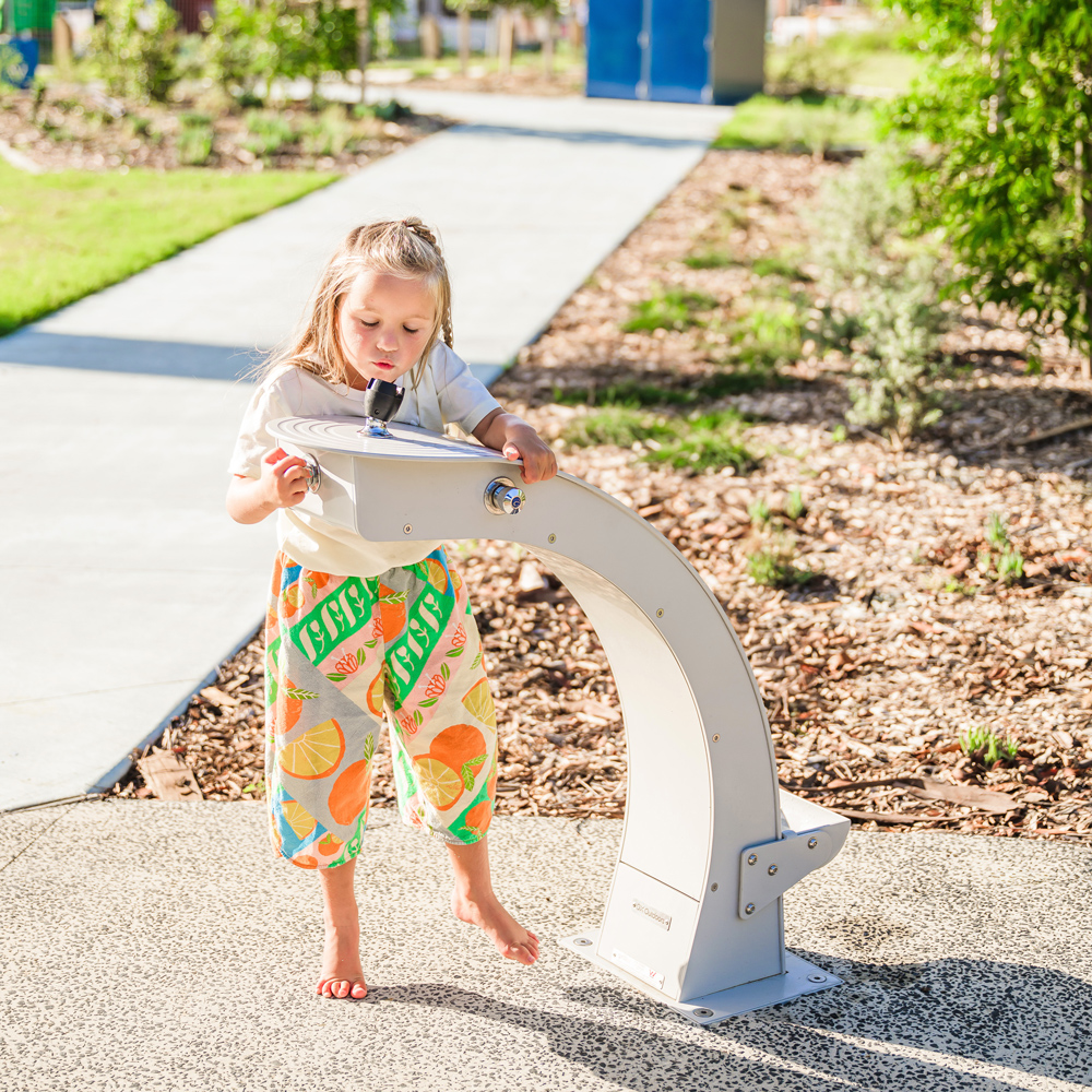 PI-Reviva-Drinking-Fountain-003