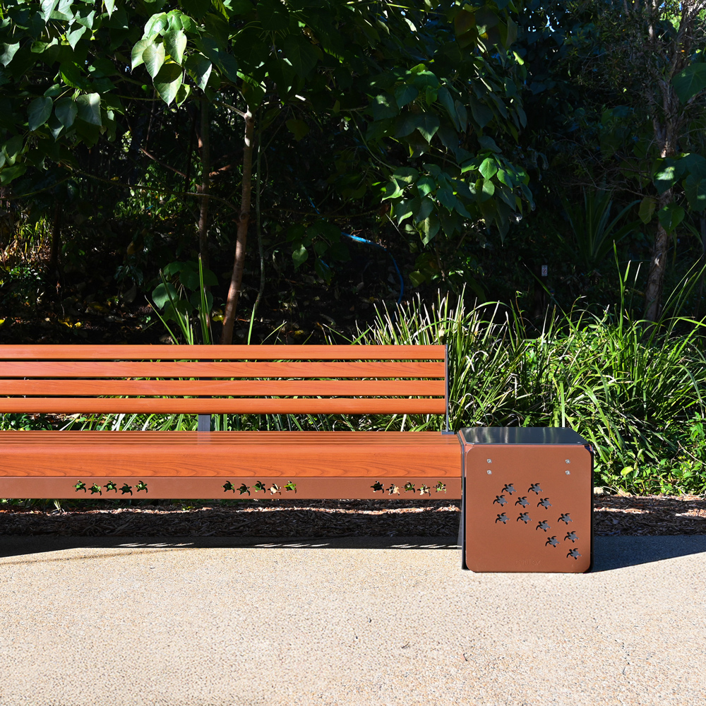 PI-Hyve-Park-Seat-003