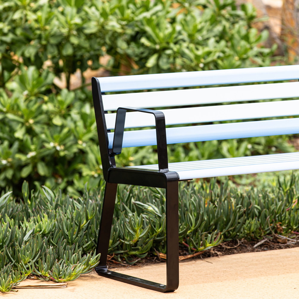 PI-Moda-Park-Seat-002