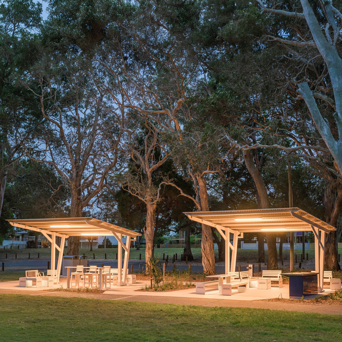 PI-Akora-Cantilever-Shelter-012